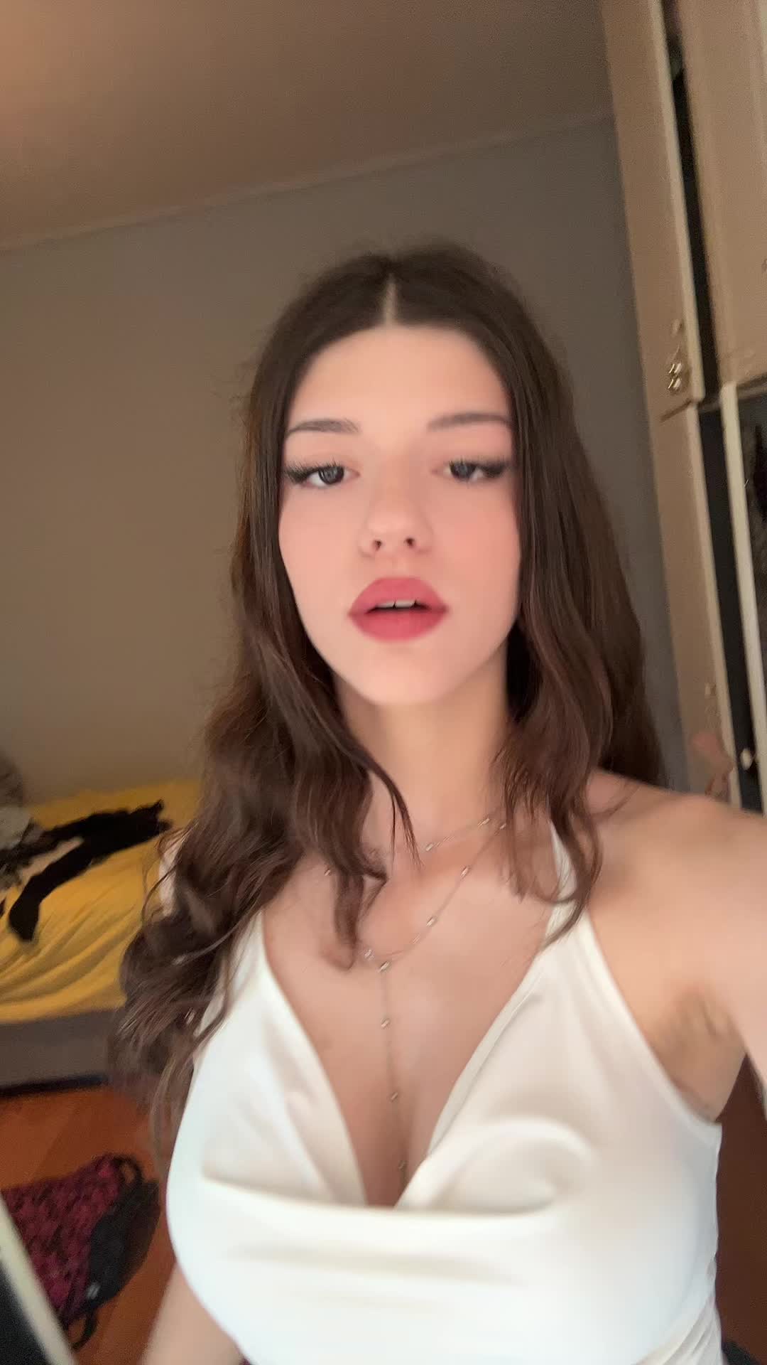 @💋