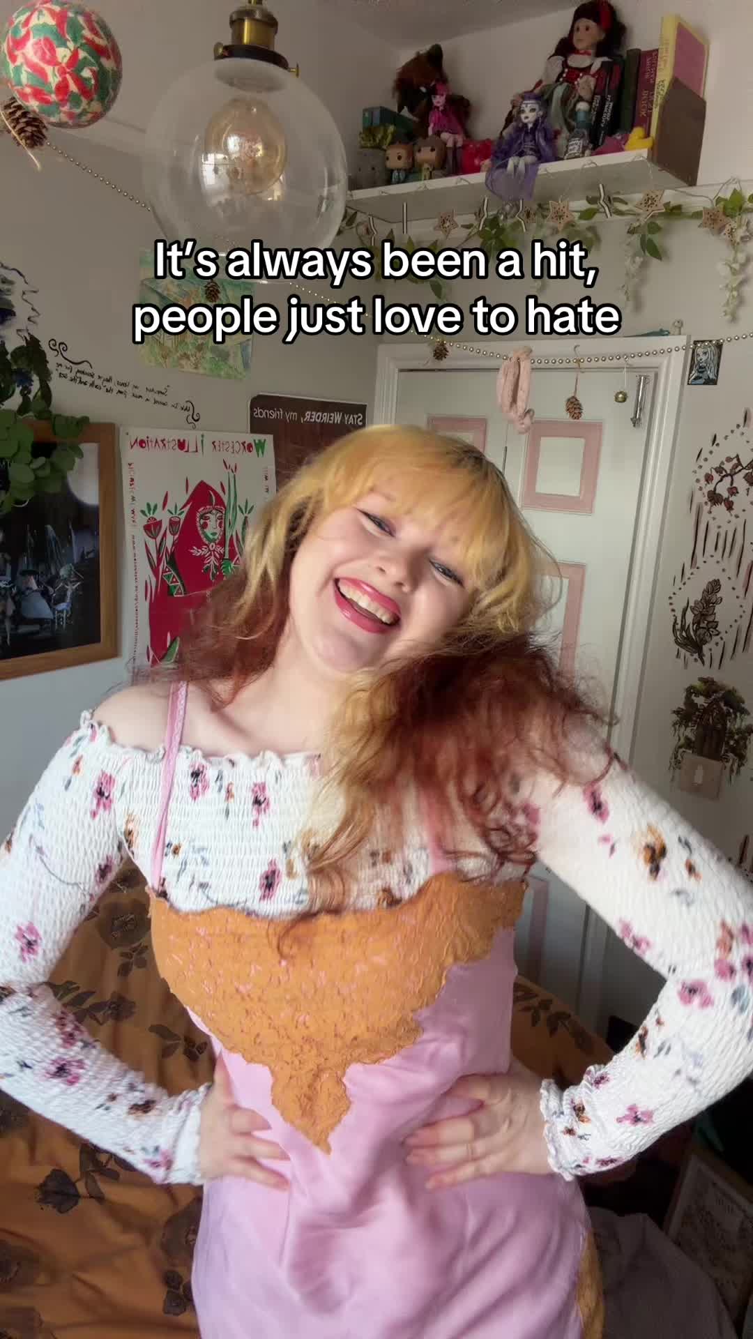 @Smolly