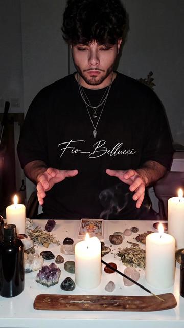 @⛧🕯️♱⚰️Fio Bellucci⚰️UGC