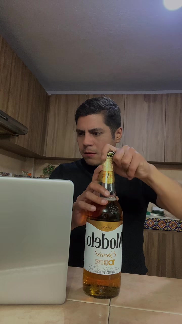 @Mario Calderón