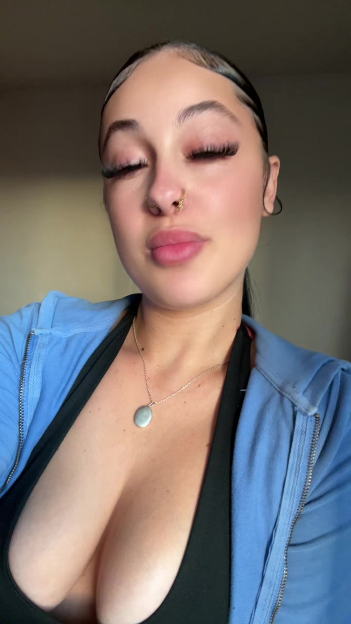 @mariahraiin🤍
