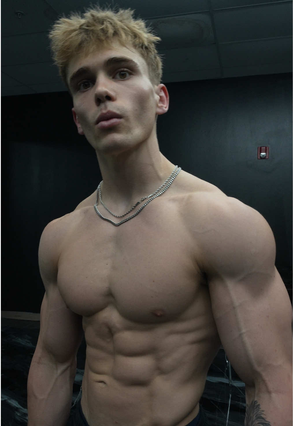 @CaseLifts_
