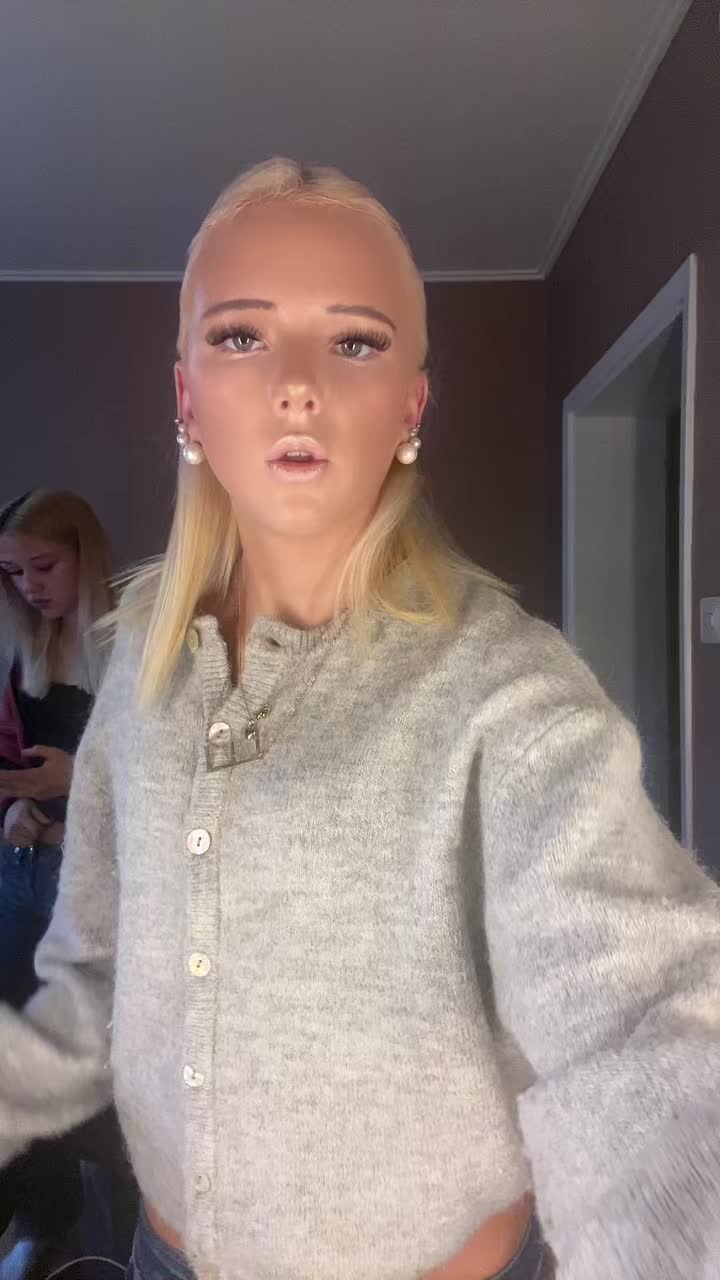 @👱🏼♀️🫰🏼6️⃣7️⃣🫰🏼👱🏼♀️