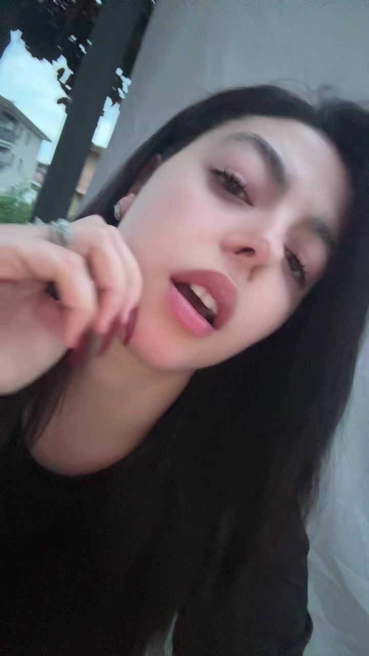 @Emy🥀