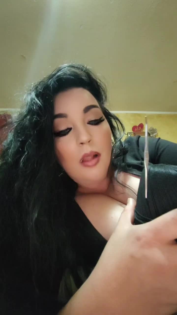 @Sabrina