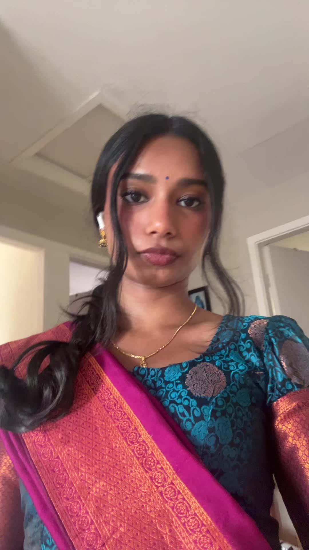 @dhakshaa