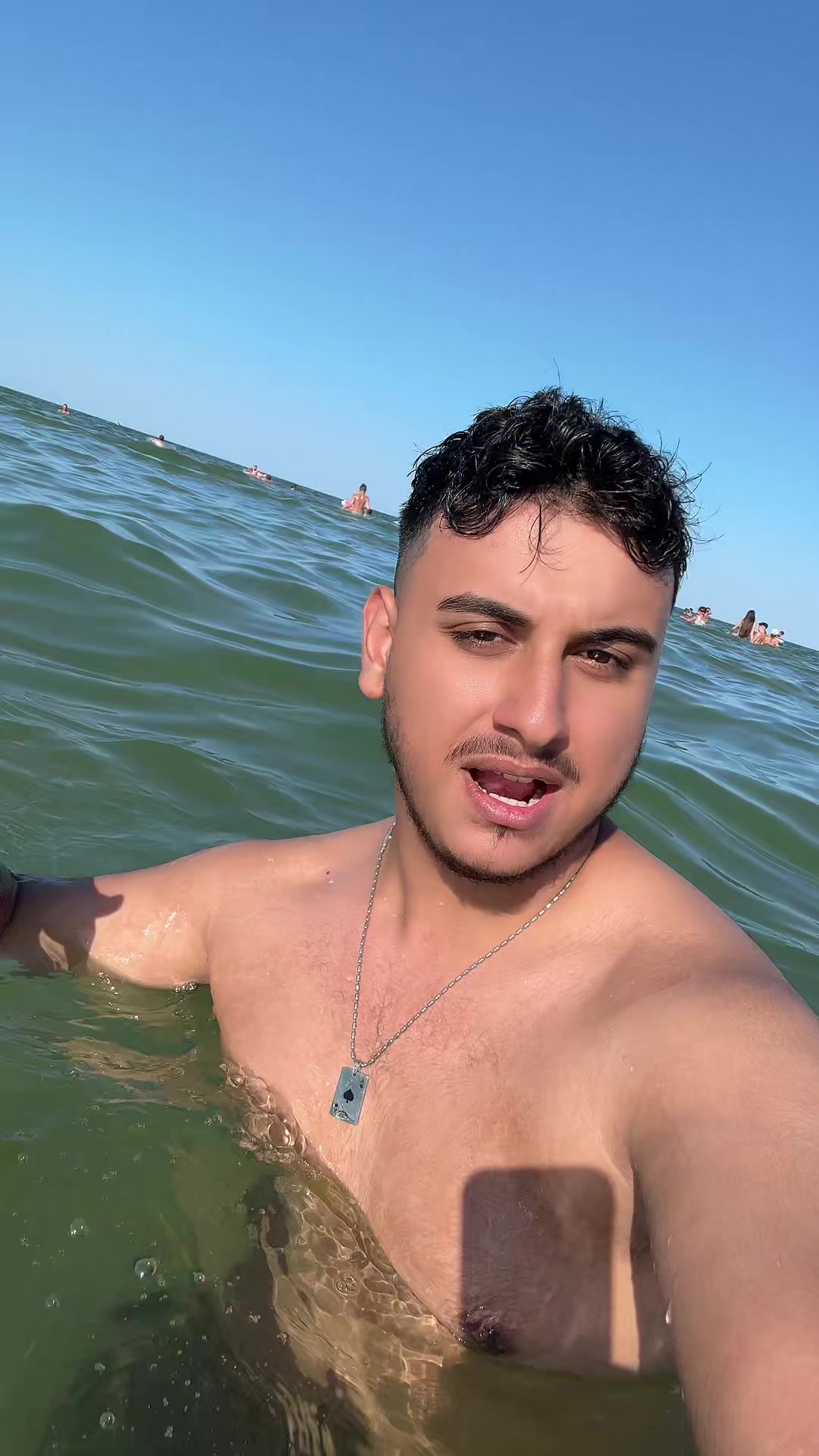 @CARLOS GOLDEN BOY