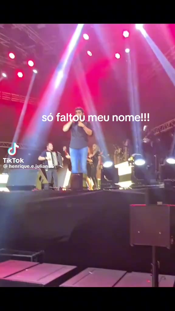@Ana Paula