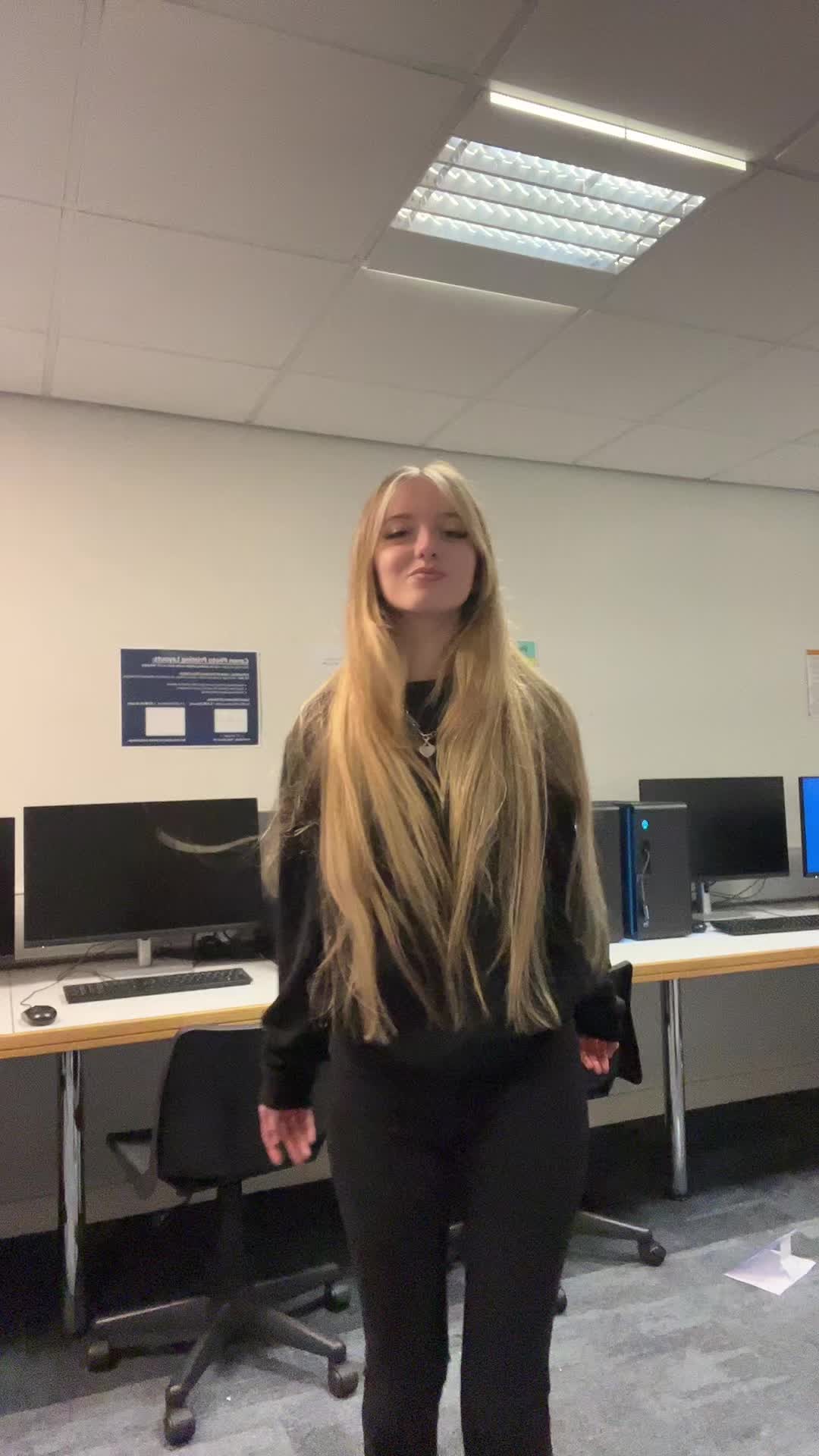 @Tia