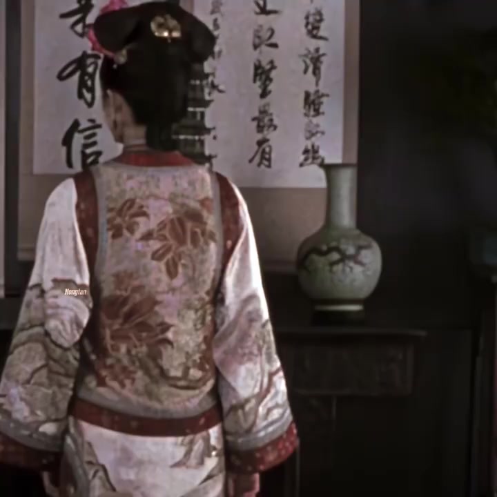 @๐๐ฅ๐ข๐ฒ๐ข๐ง๐ ๐