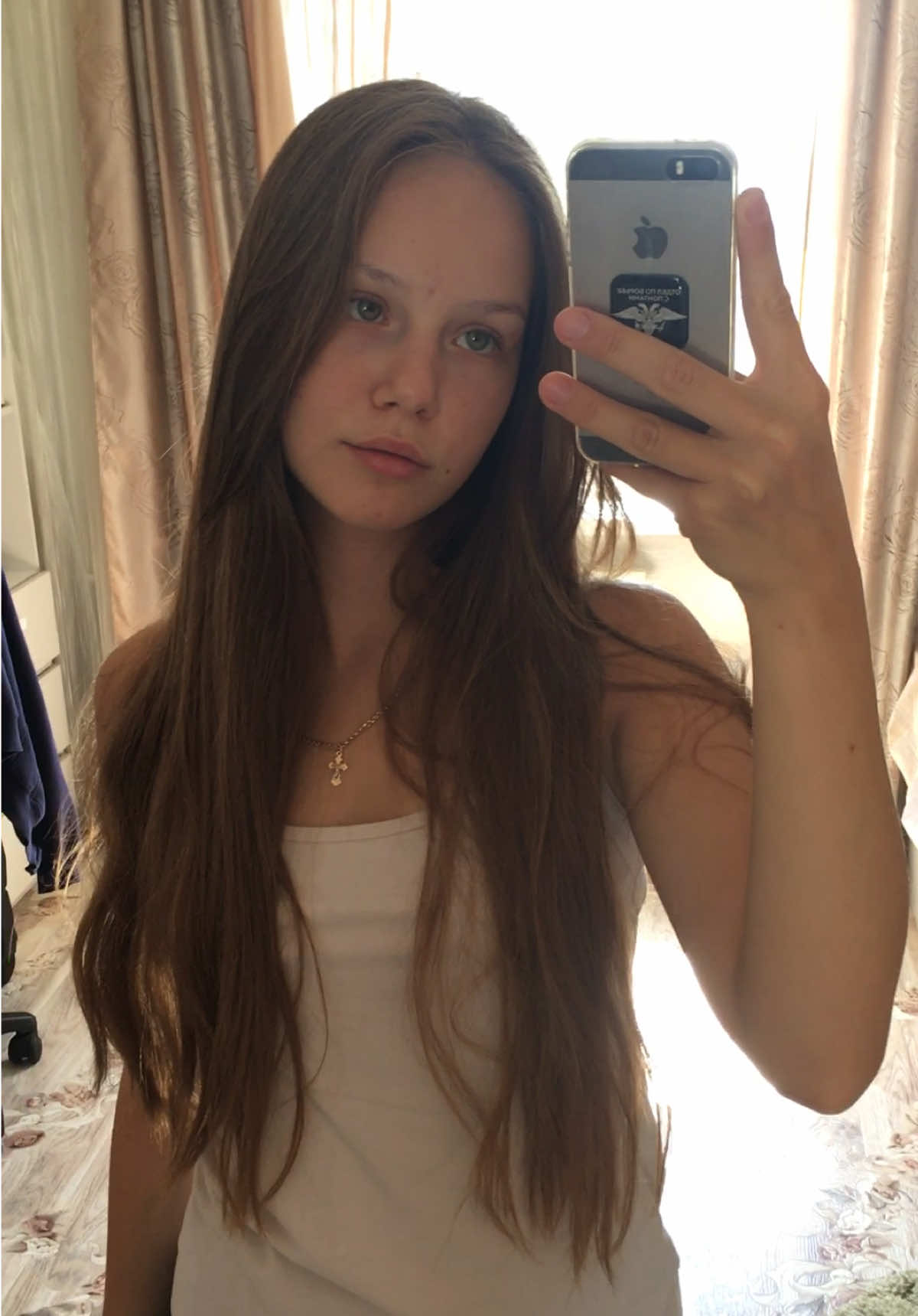 @полина