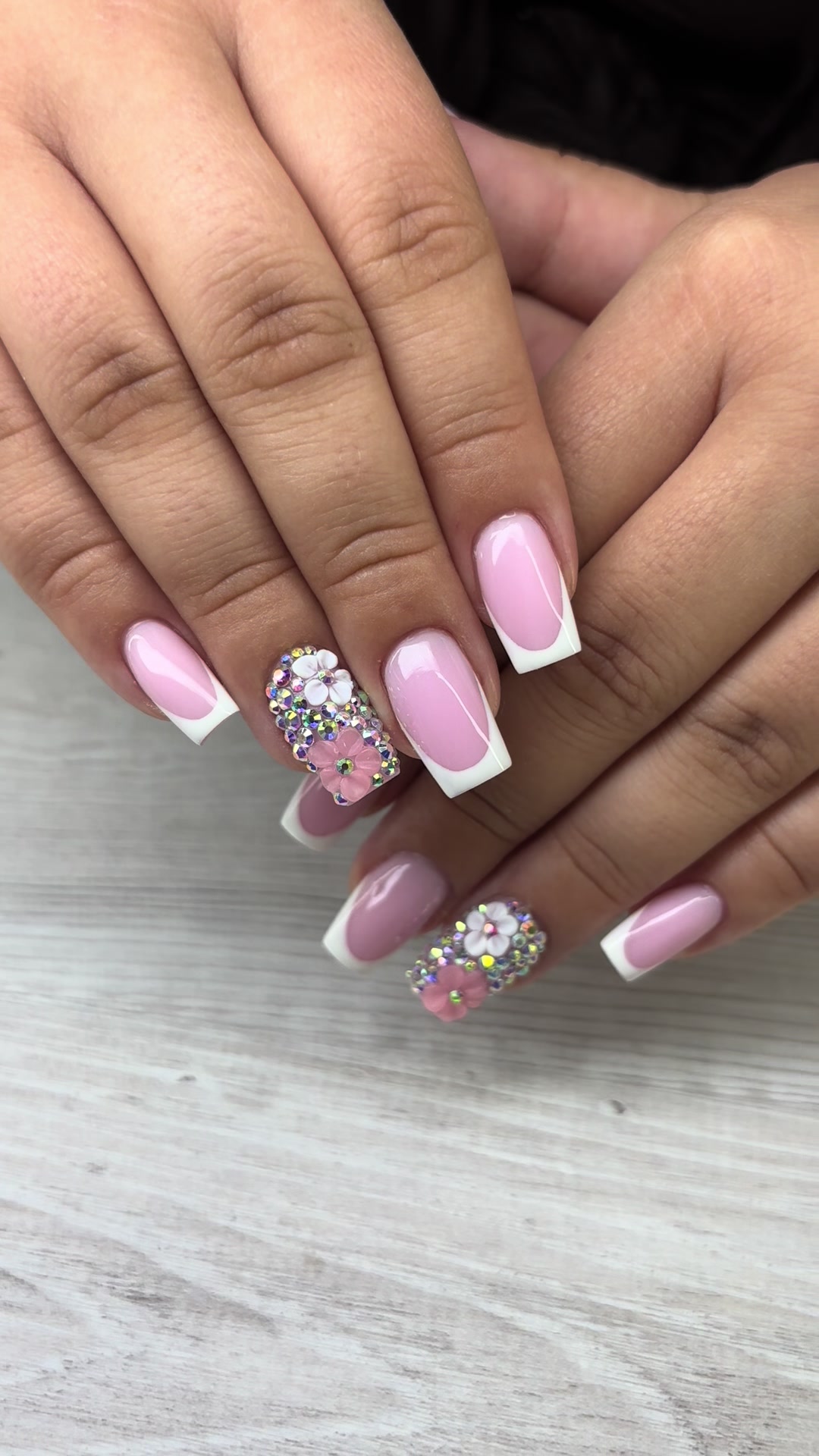 @Martina Nail Artist🩷LizArt🩷