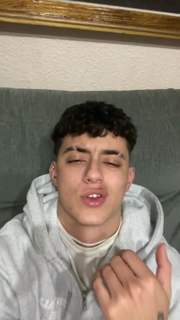 @adriaanvillegas