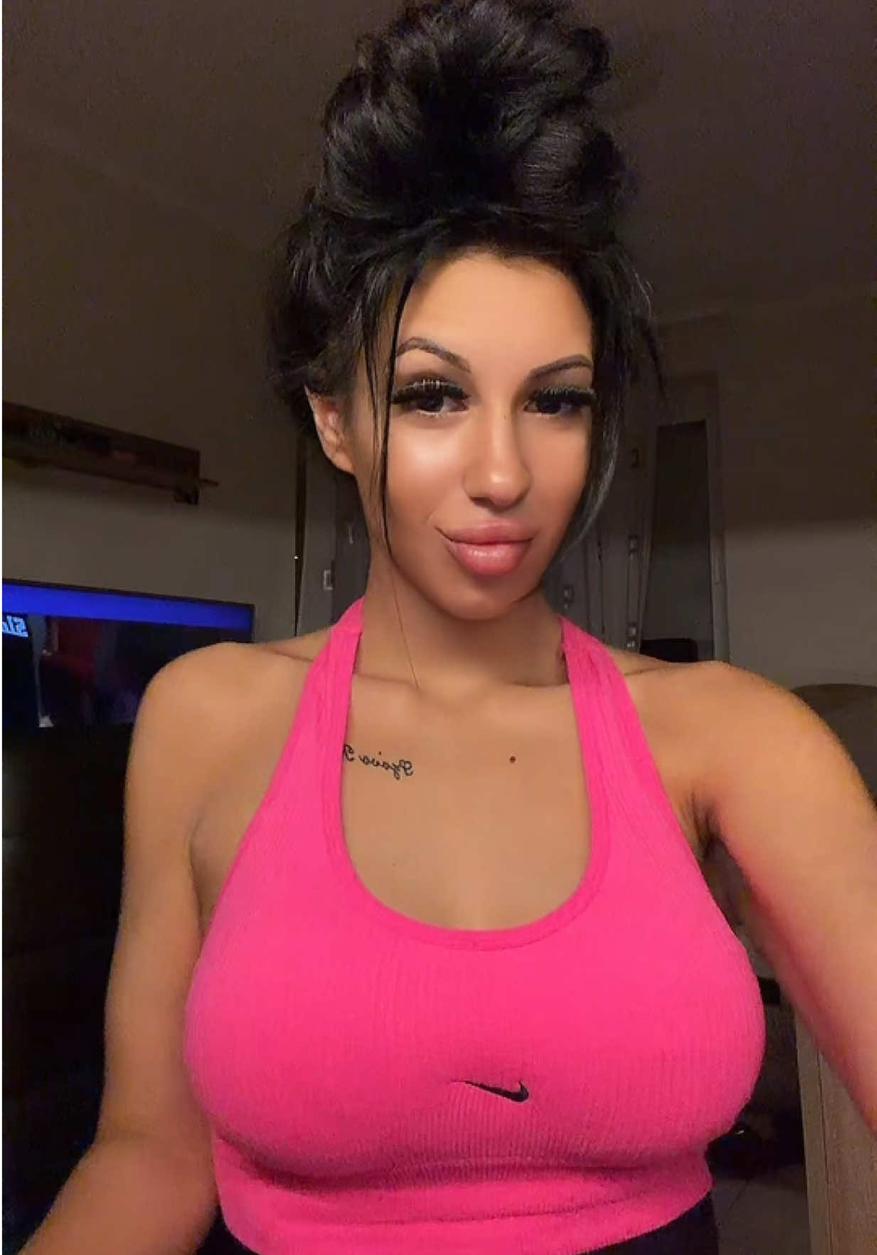 @Larissza