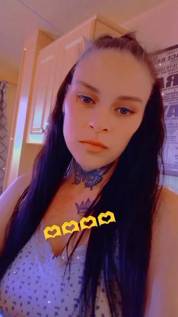 @🔥𝒩𝒾𝓀𝒾𝓉𝒶ℬ𝓊𝓉𝓉ℴ𝓃𝓈🔥