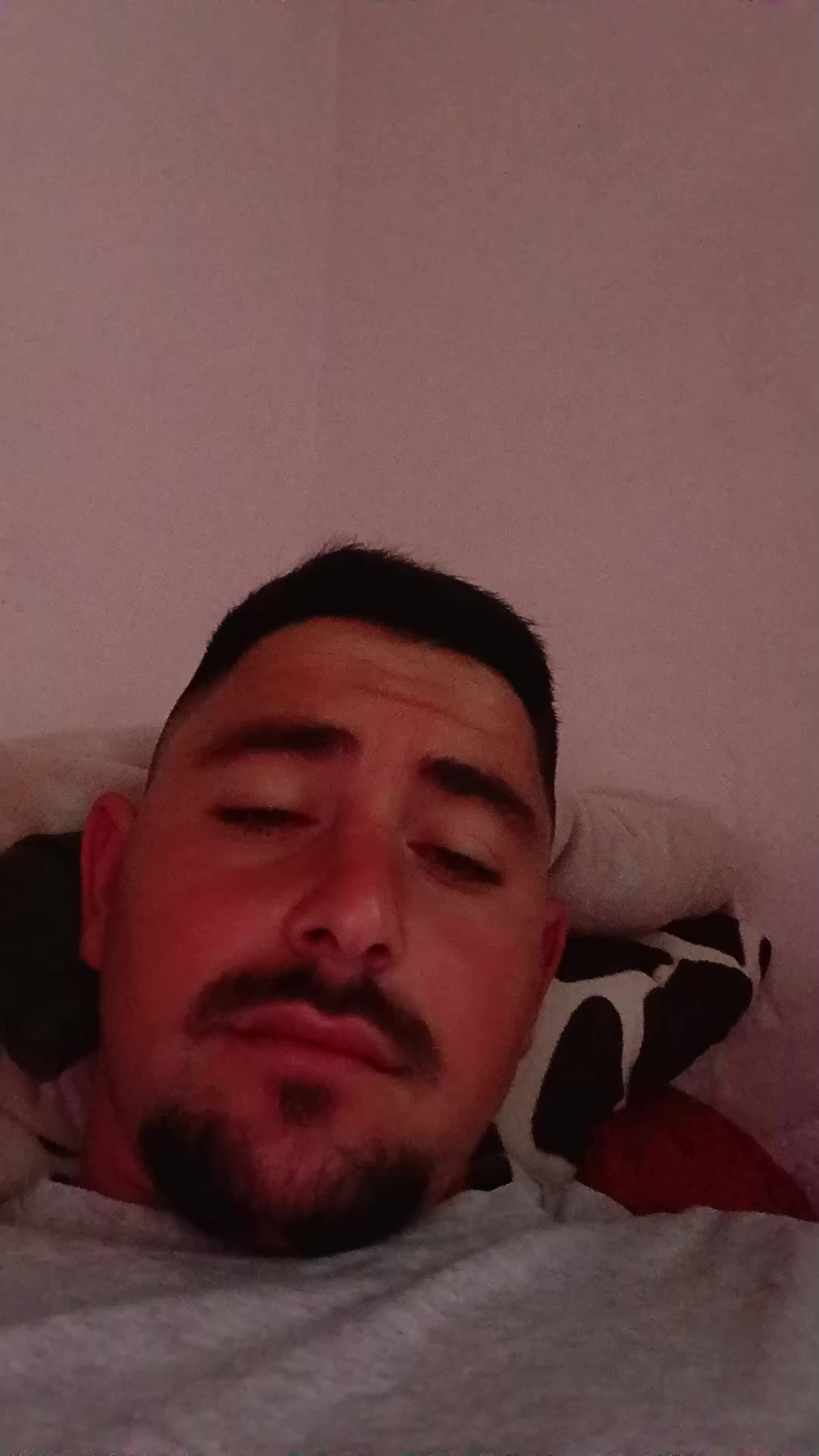 @Alex Carabas600