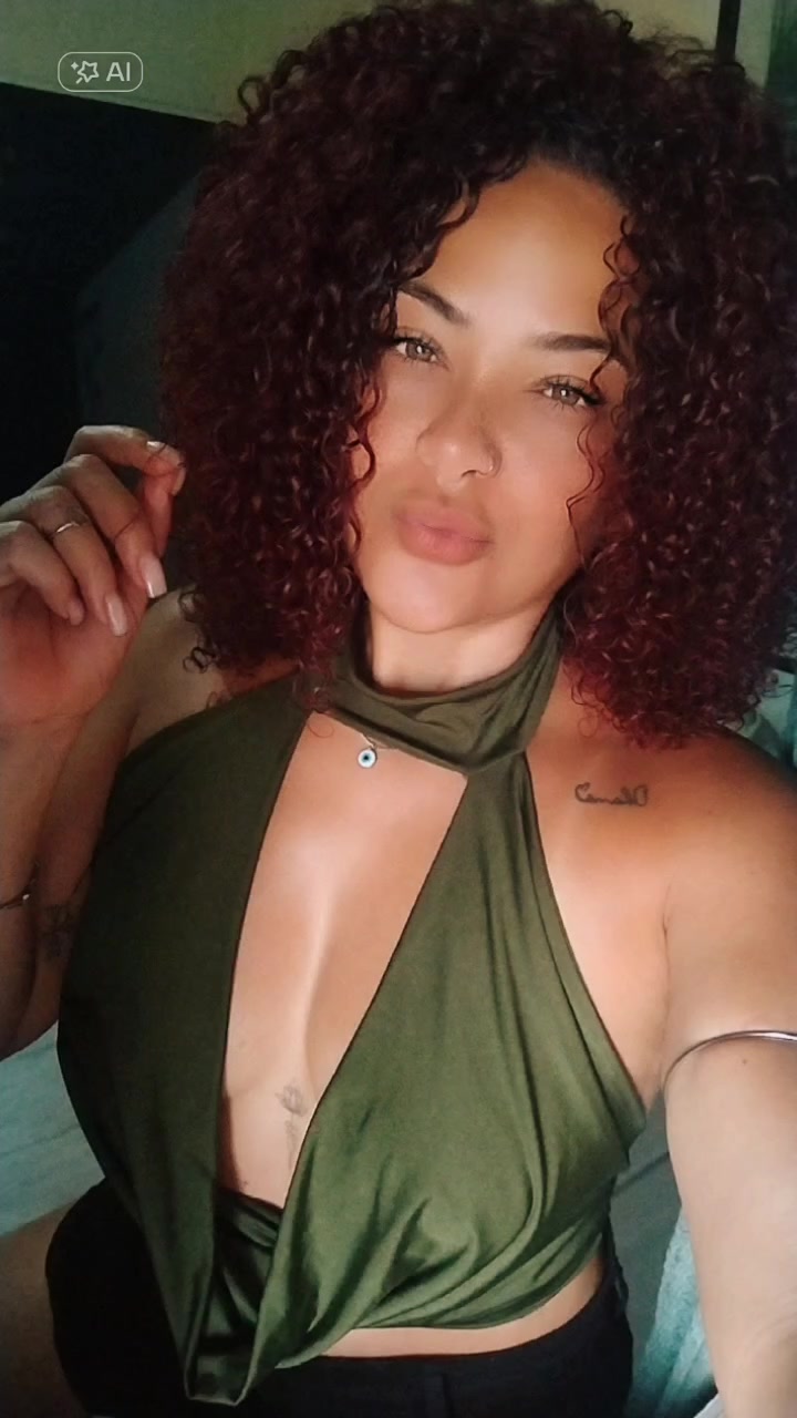 @Thacy 👑