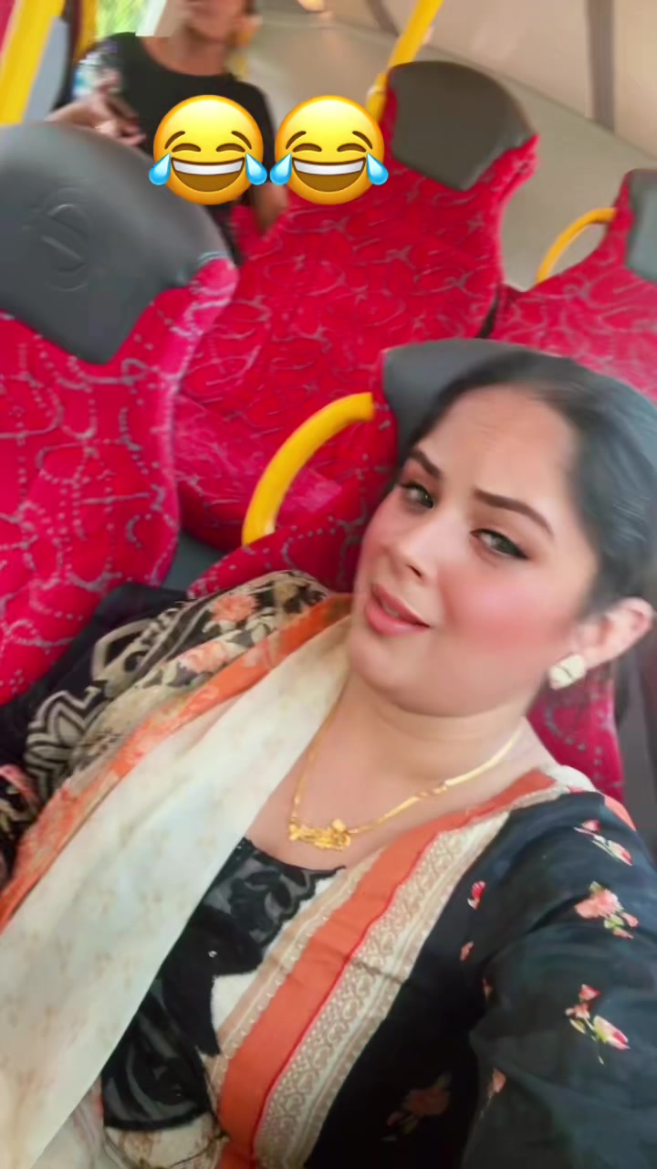 @Alisha Arora❤️