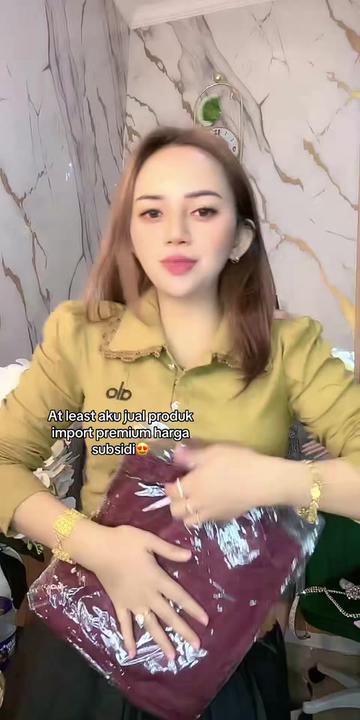 @Cindeoutfitters