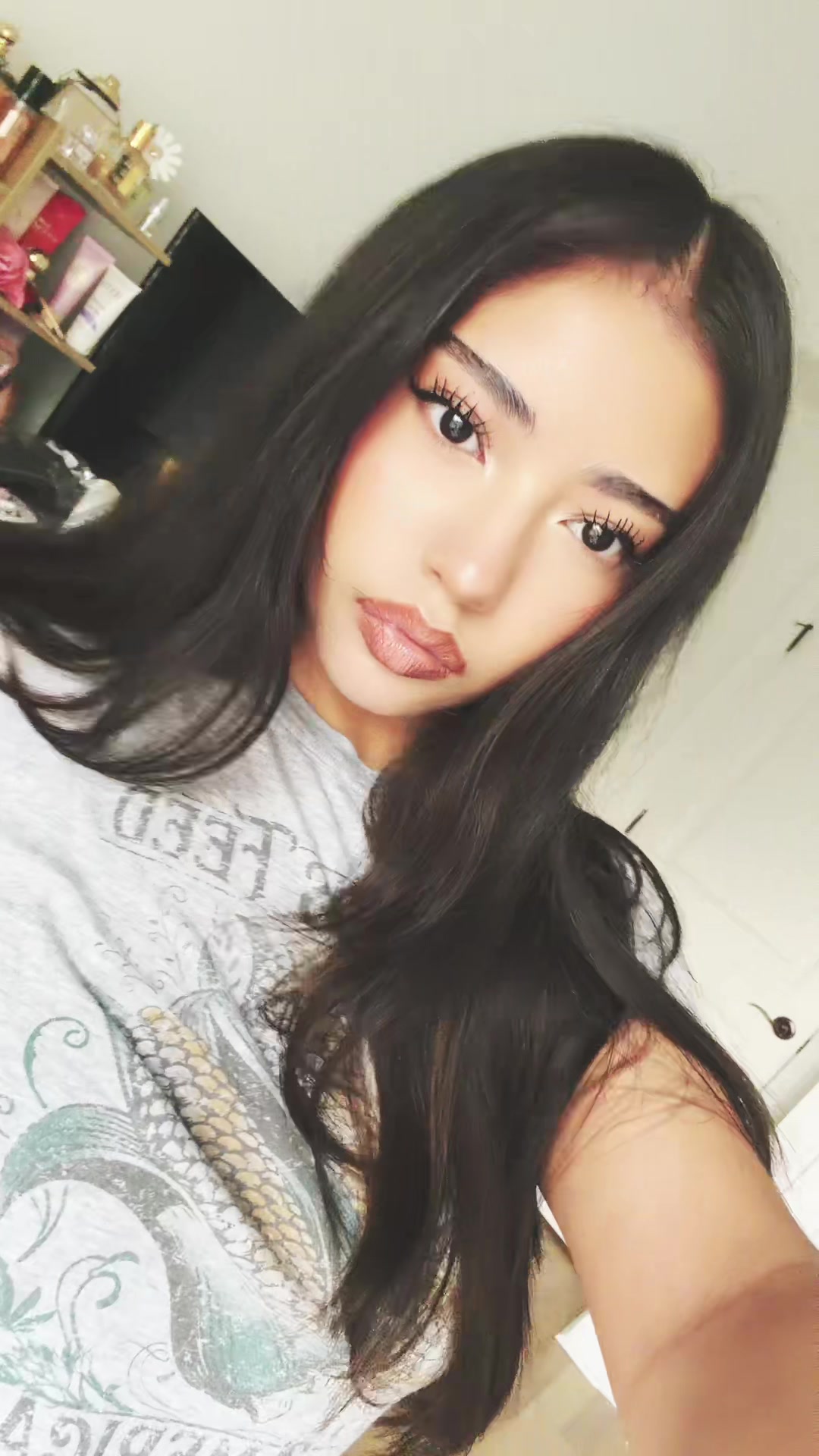@leslye