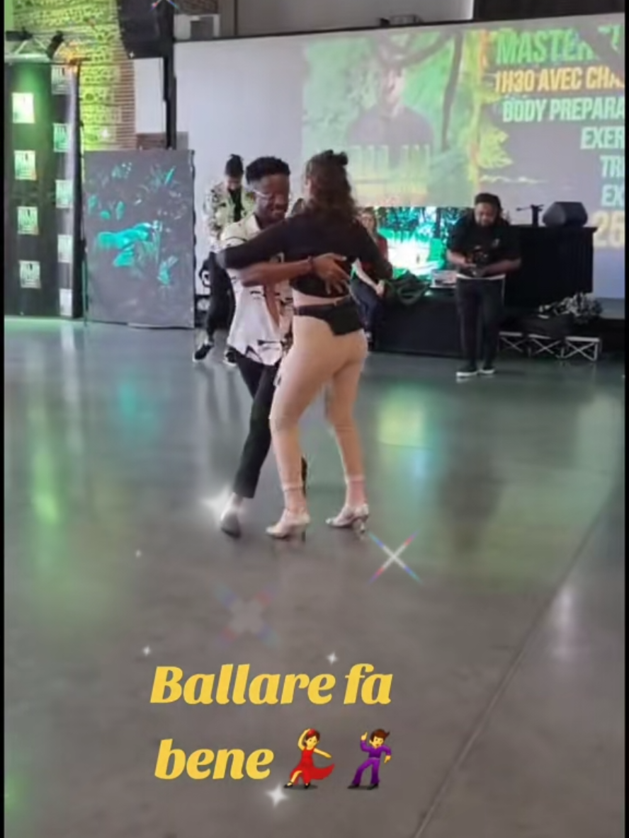 @Monia&Dance