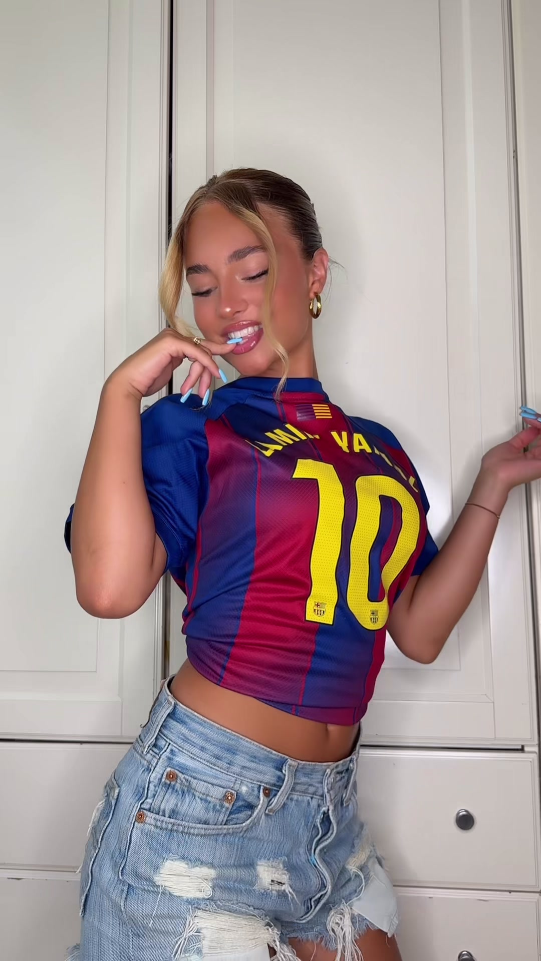 @AnnyB.🍒