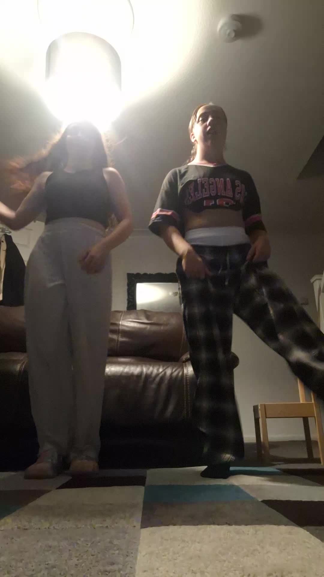 @lay & Nik