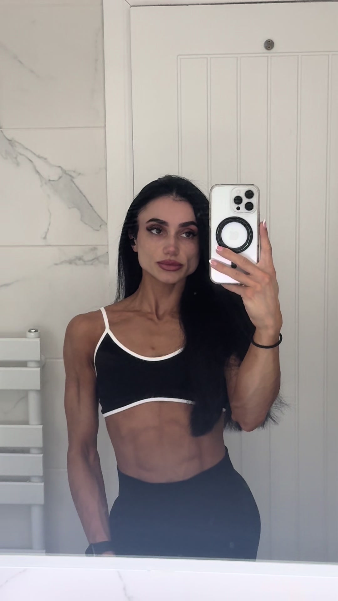 @Amy Dinar IFBB PRO