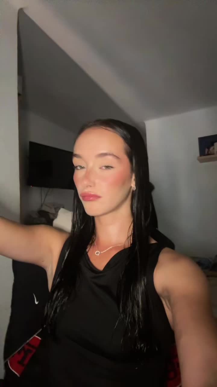 @Laura Llompart