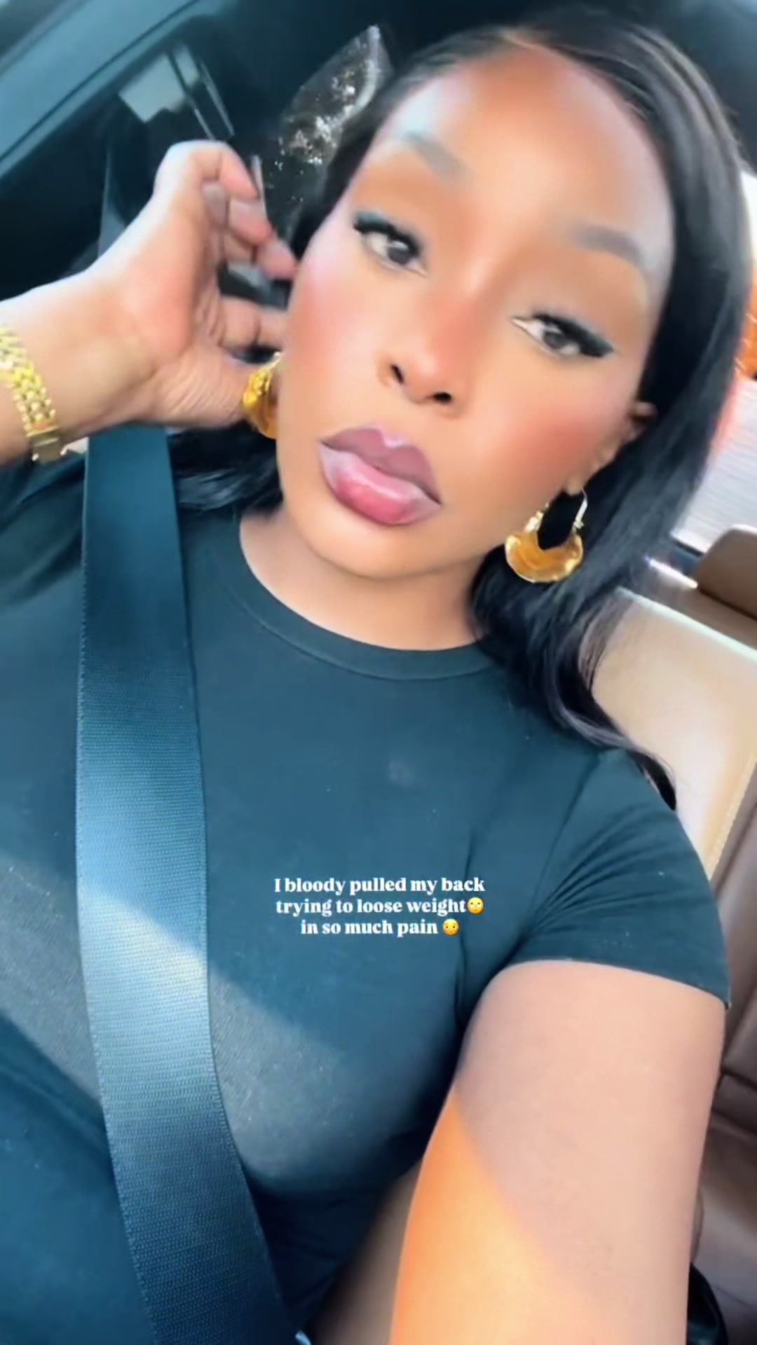 @shesikonic