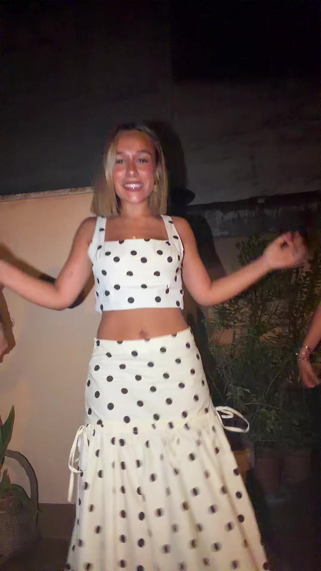 @E