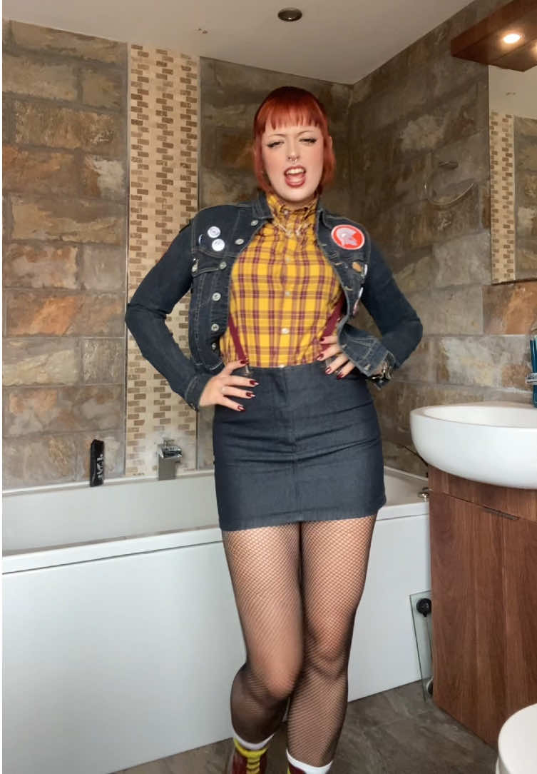 @Dolly🕸️