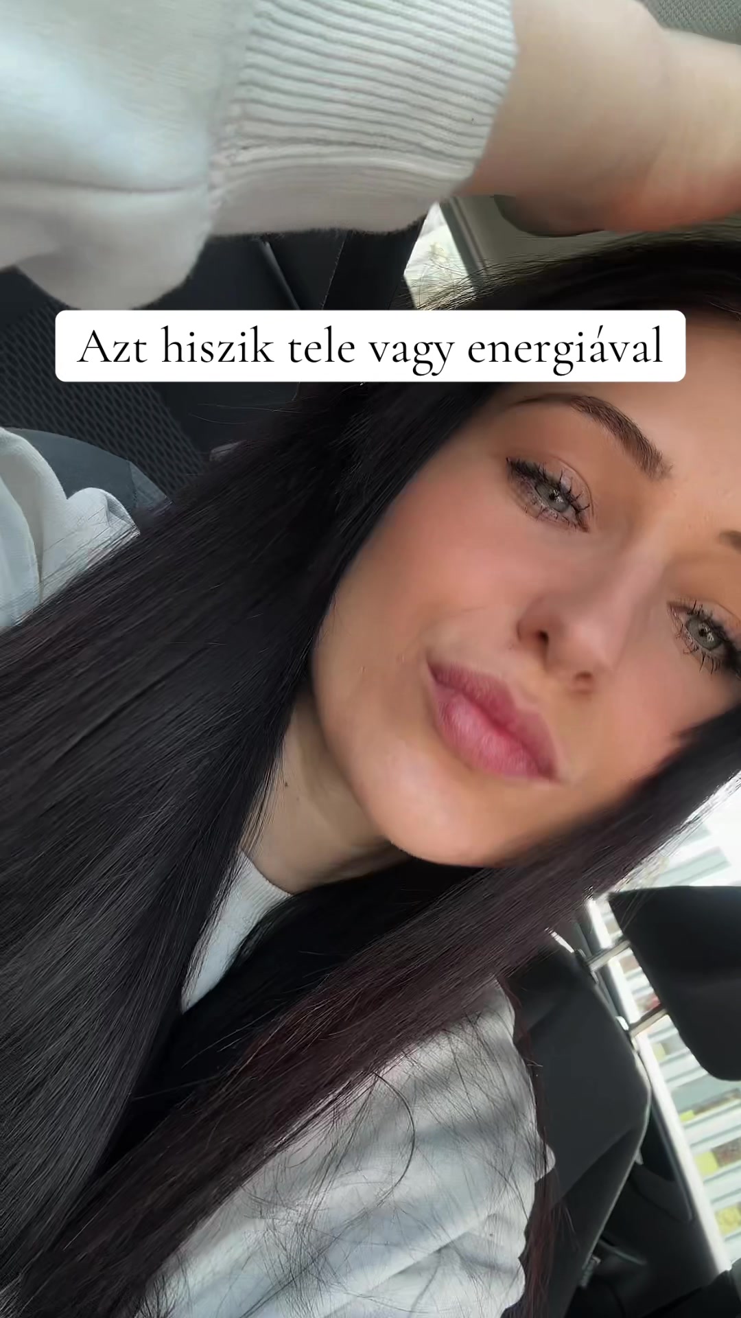 @Eszter