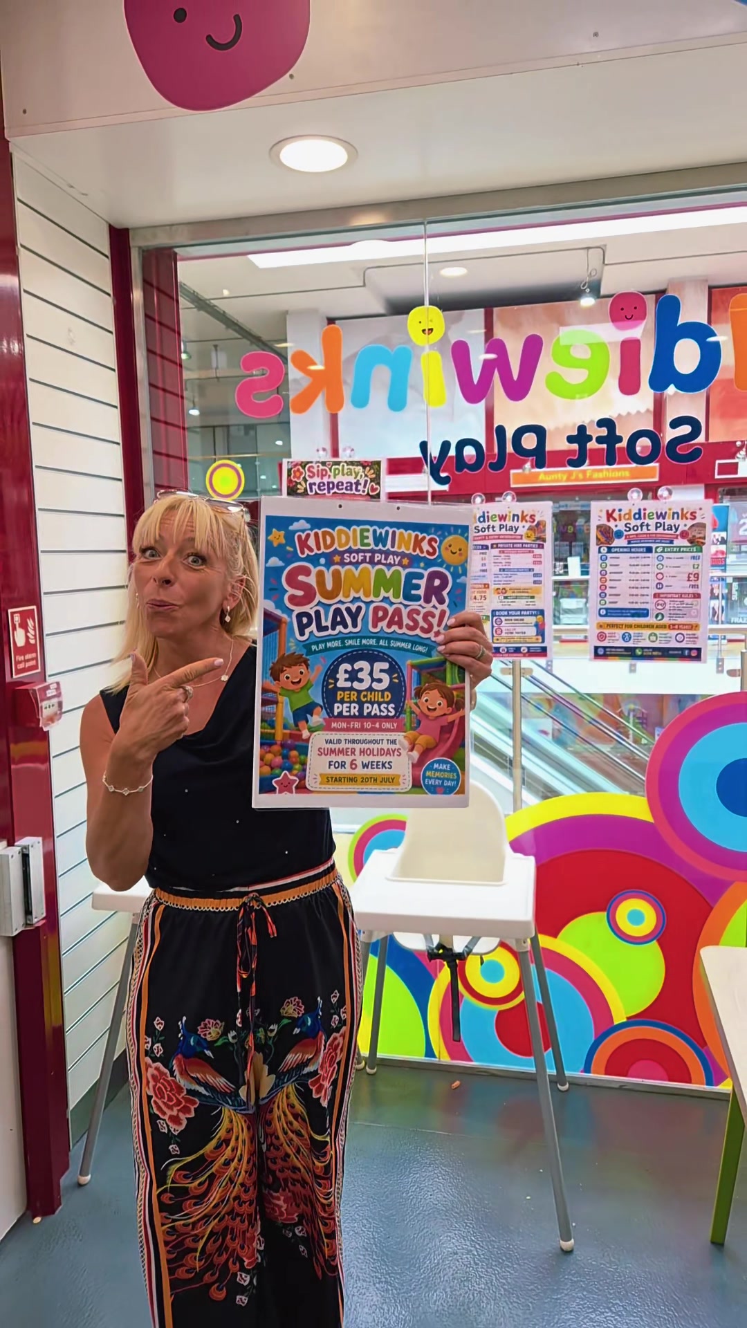 @Romford Shopping Hall