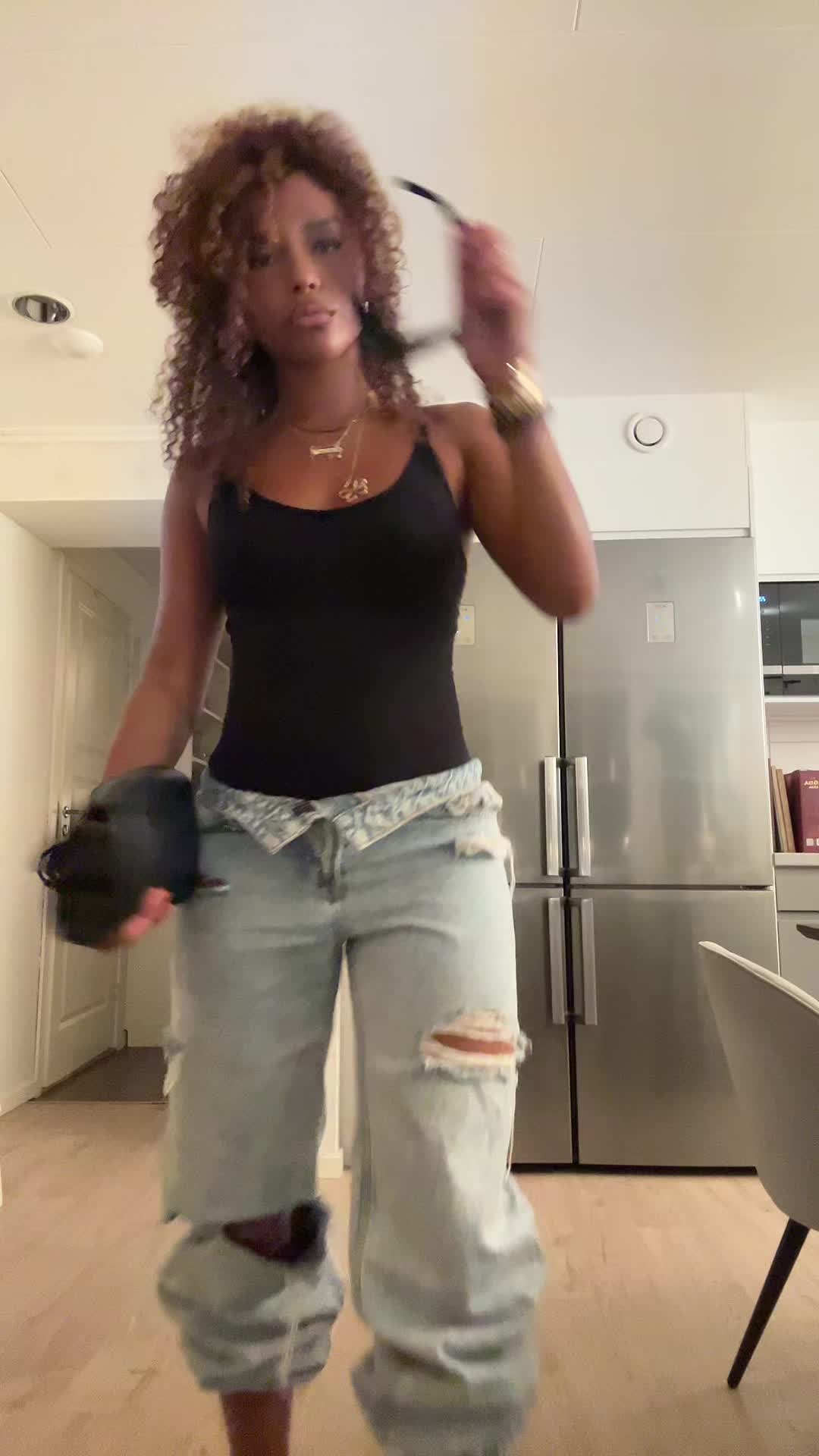@emi