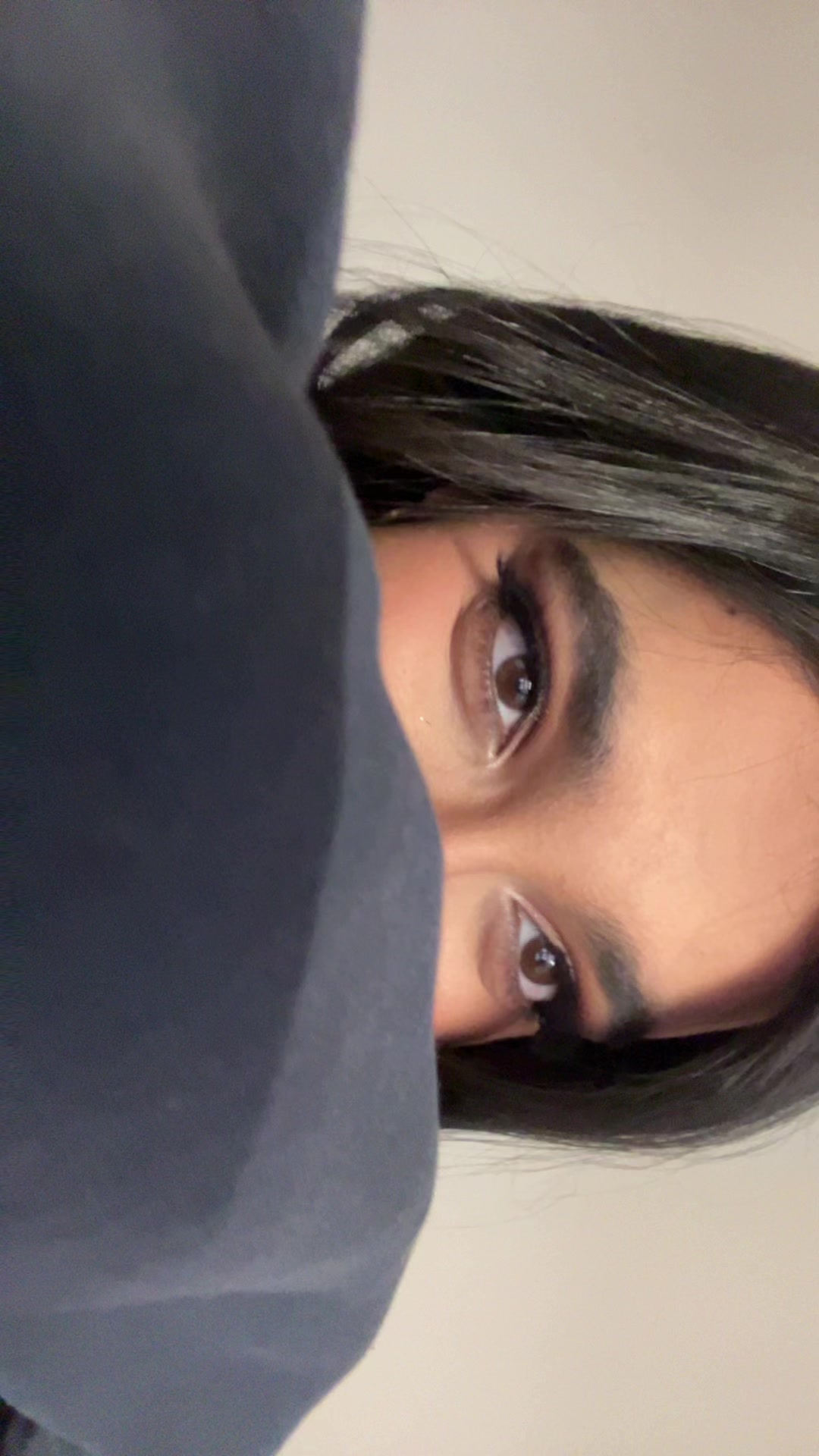 @Janvi 🪸