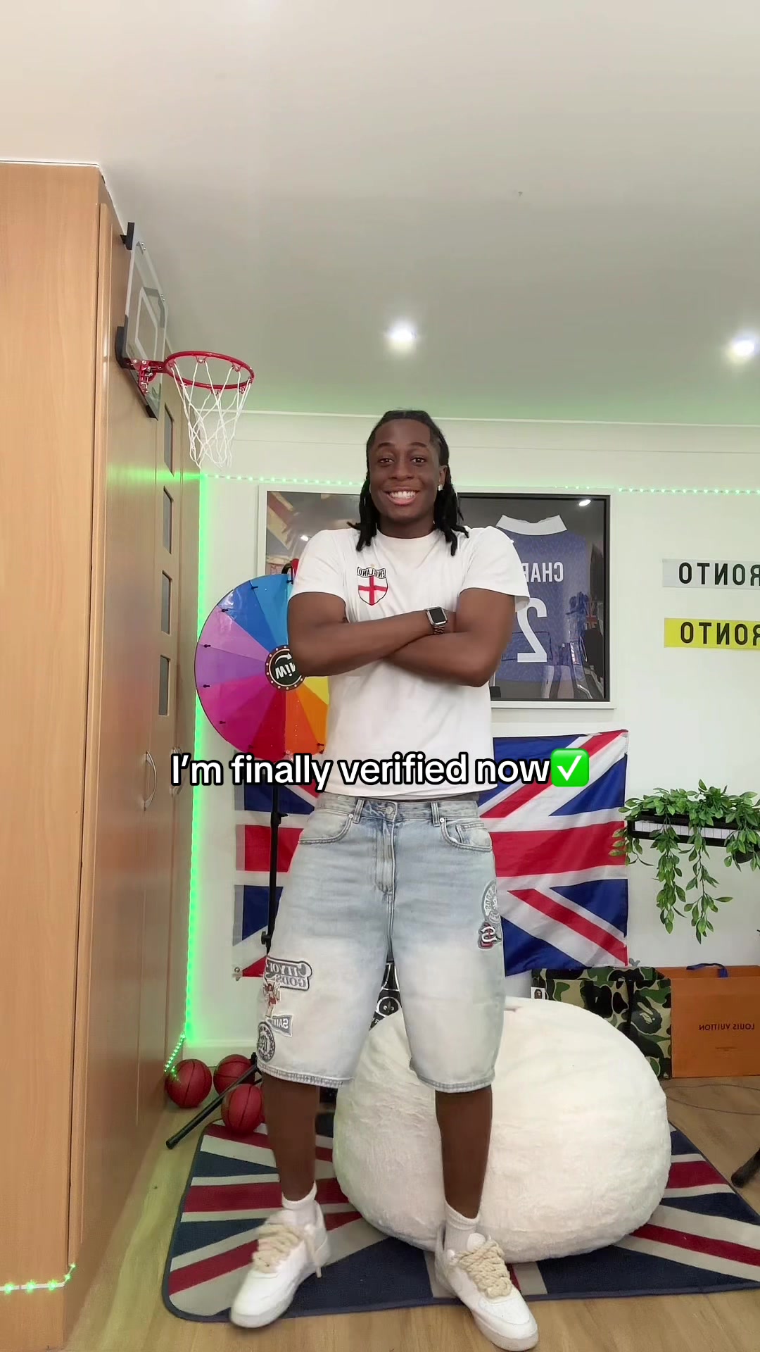 @WhyDee