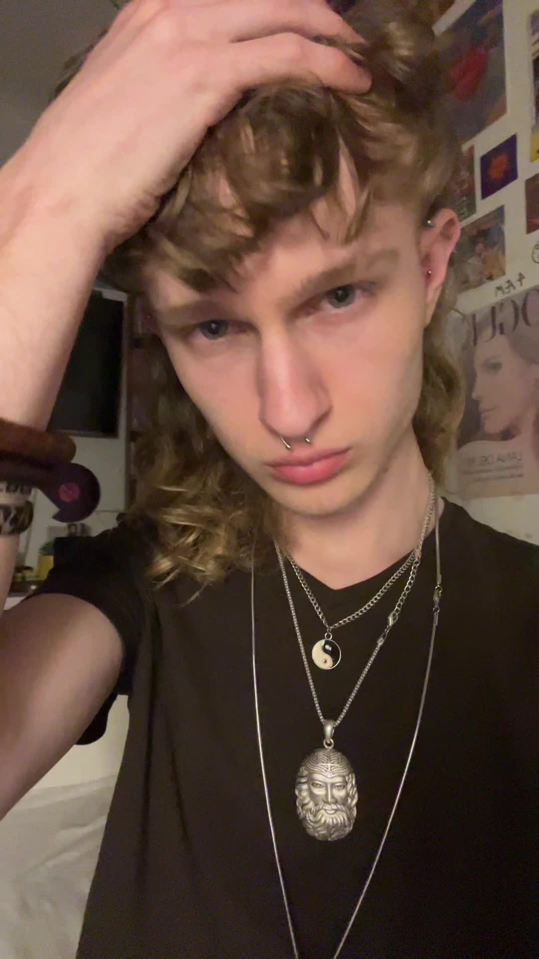 @bartek1000000🇵🇱