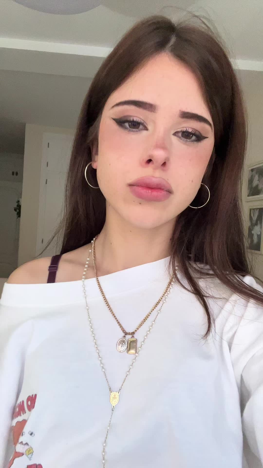@daniella