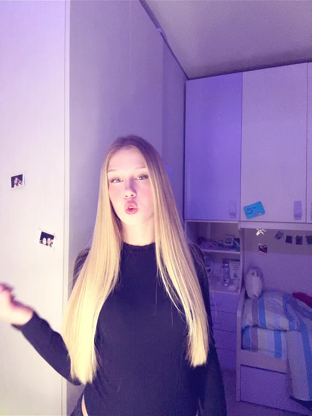 @𝒾𝓁𝒶