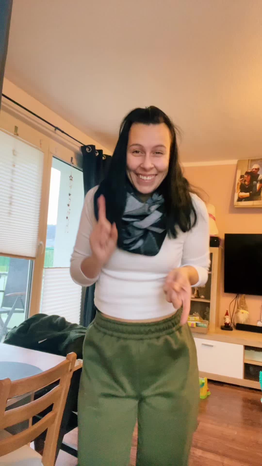 @Angelina Schwartz