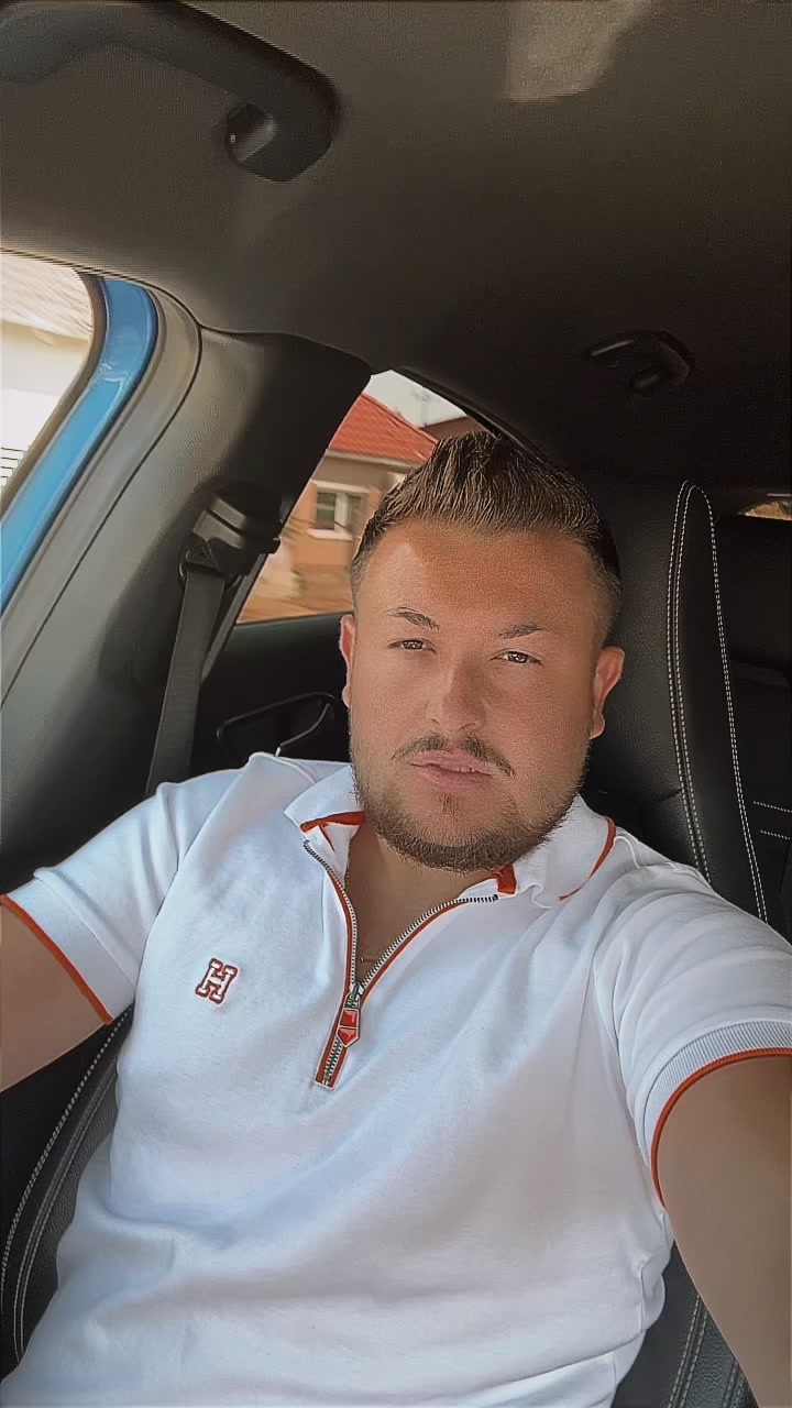 @Clau Tuș