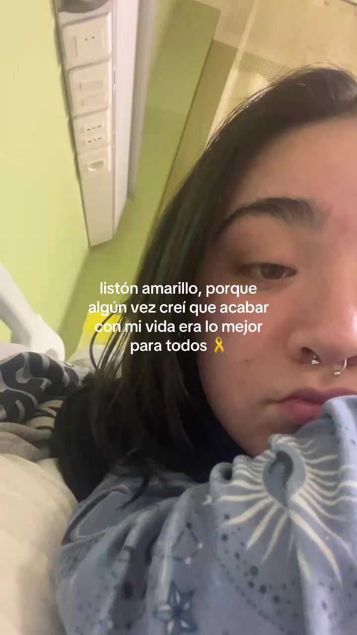 @εϊз⸆⸉