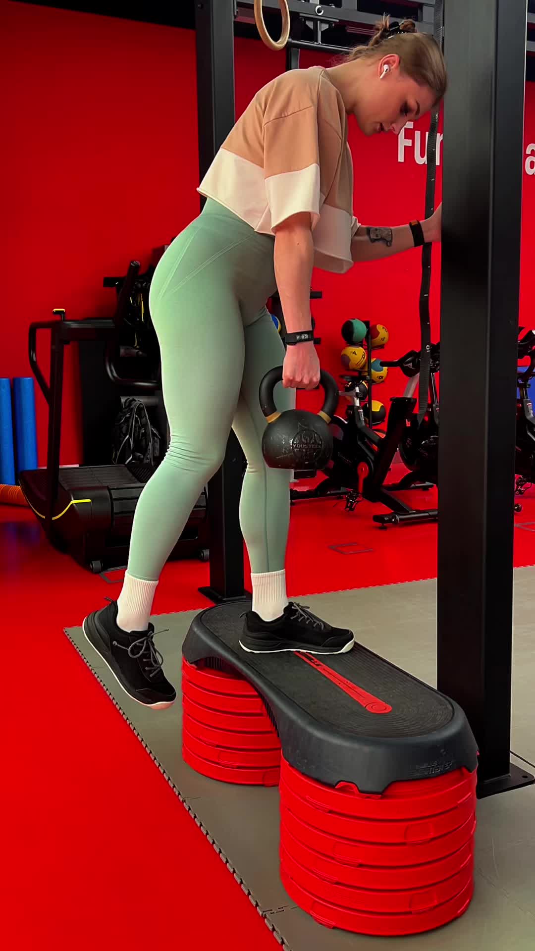 @booty trainer