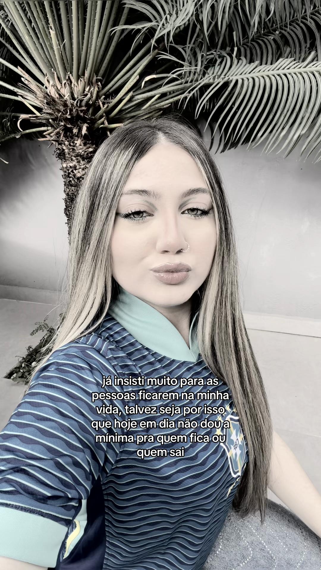 @loira ★