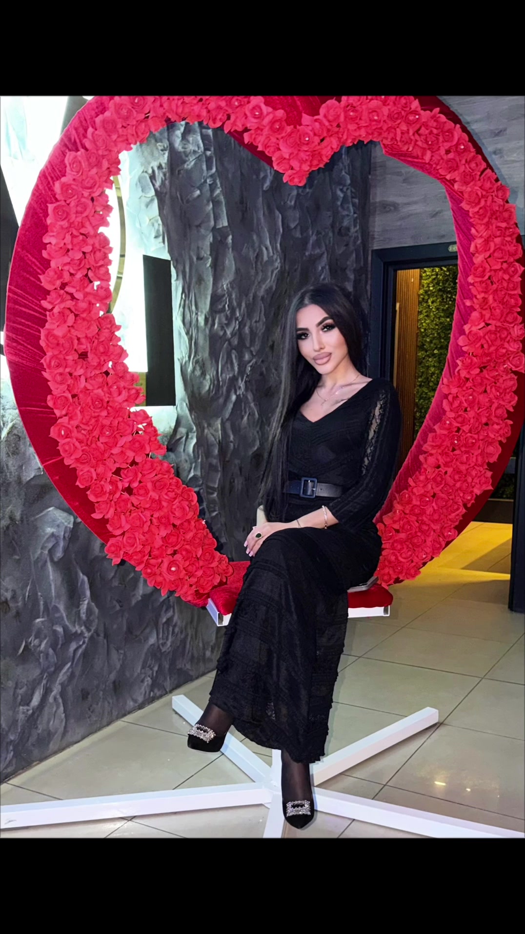 @𝐤𝐫𝐢𝐬𝐭𝐢𝐧𝐚 👑