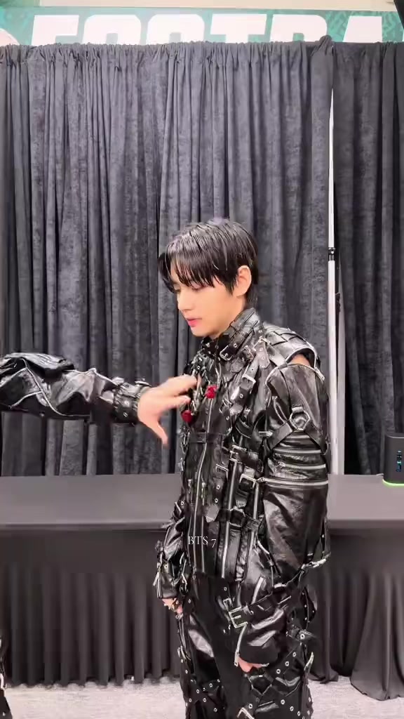 @BTS 7