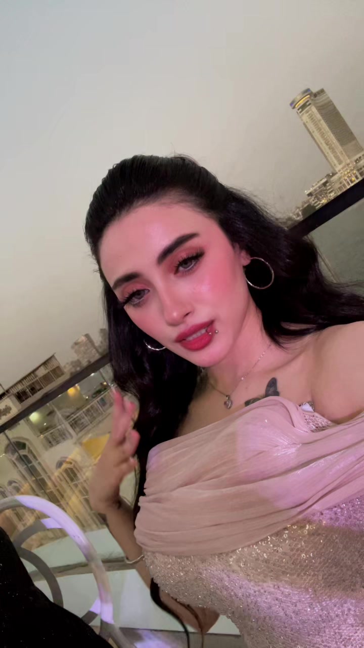 @roony