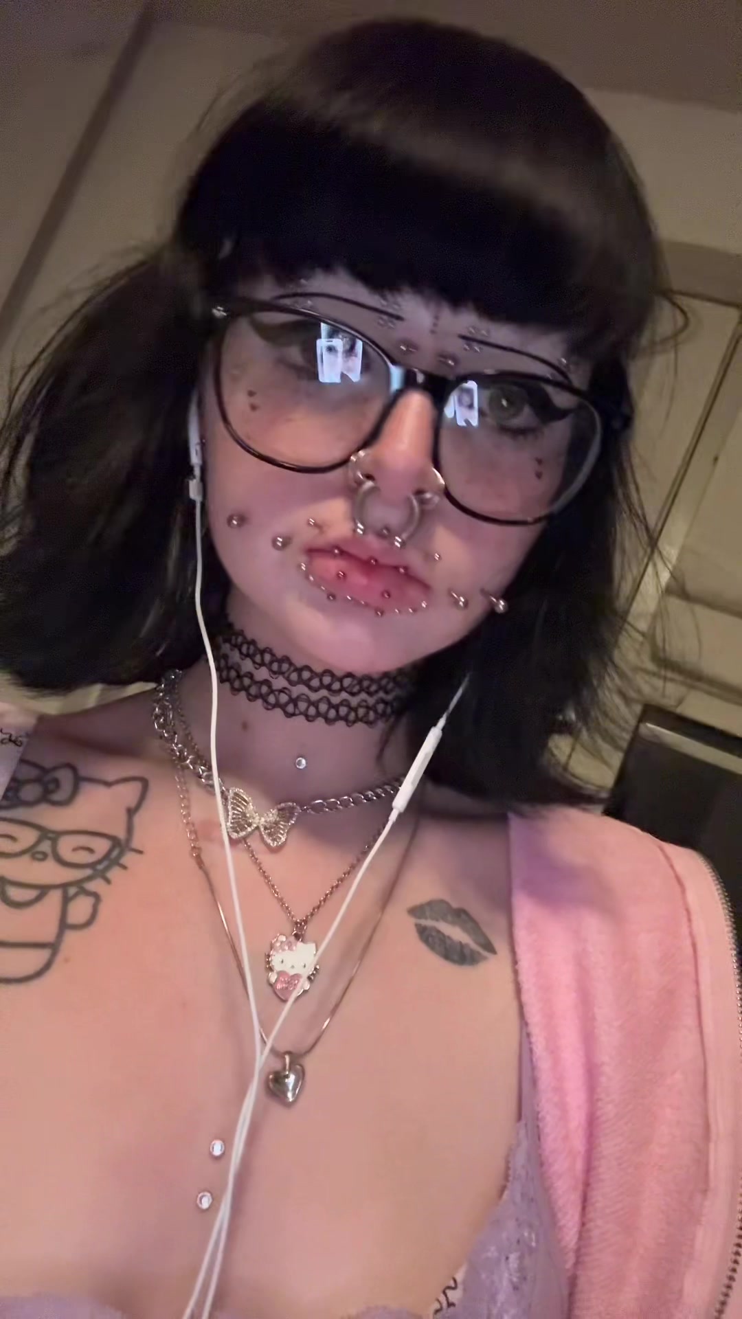 @avi