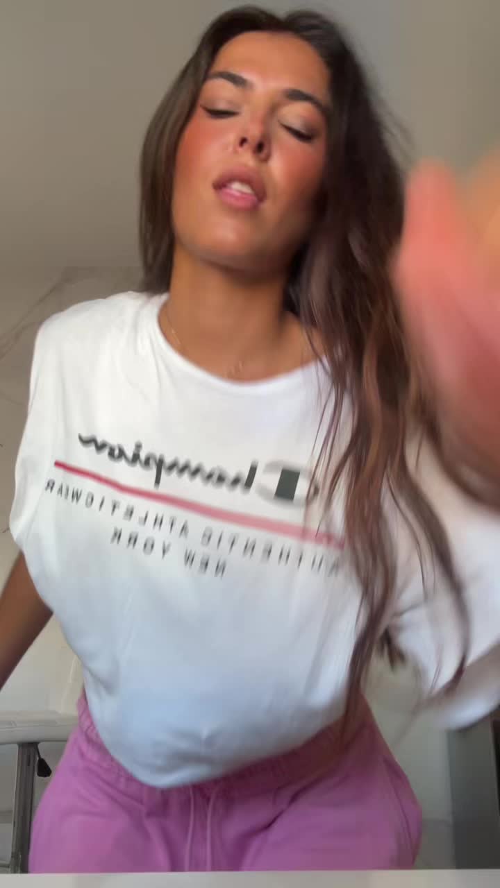 @raqueloguuuuu